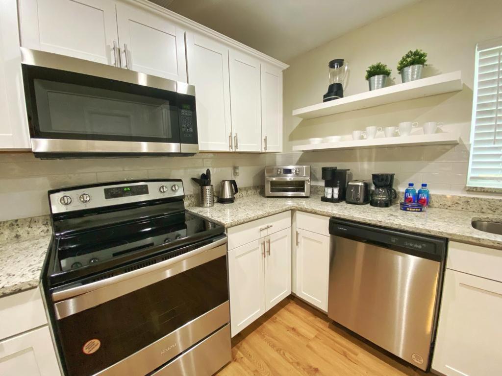 Вилла *New*Sunshine Gorgeous- 3Bd/2Ba -Private Backyard! Порт-Ориндж Экстерьер фото